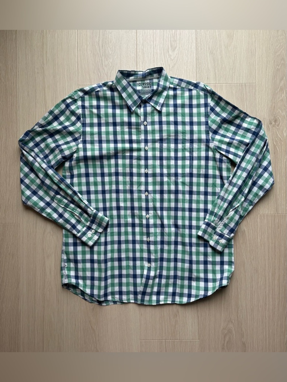 Old Navy Buffalo Plaid Button Up Shirt Men’s XL Green Classic Casual